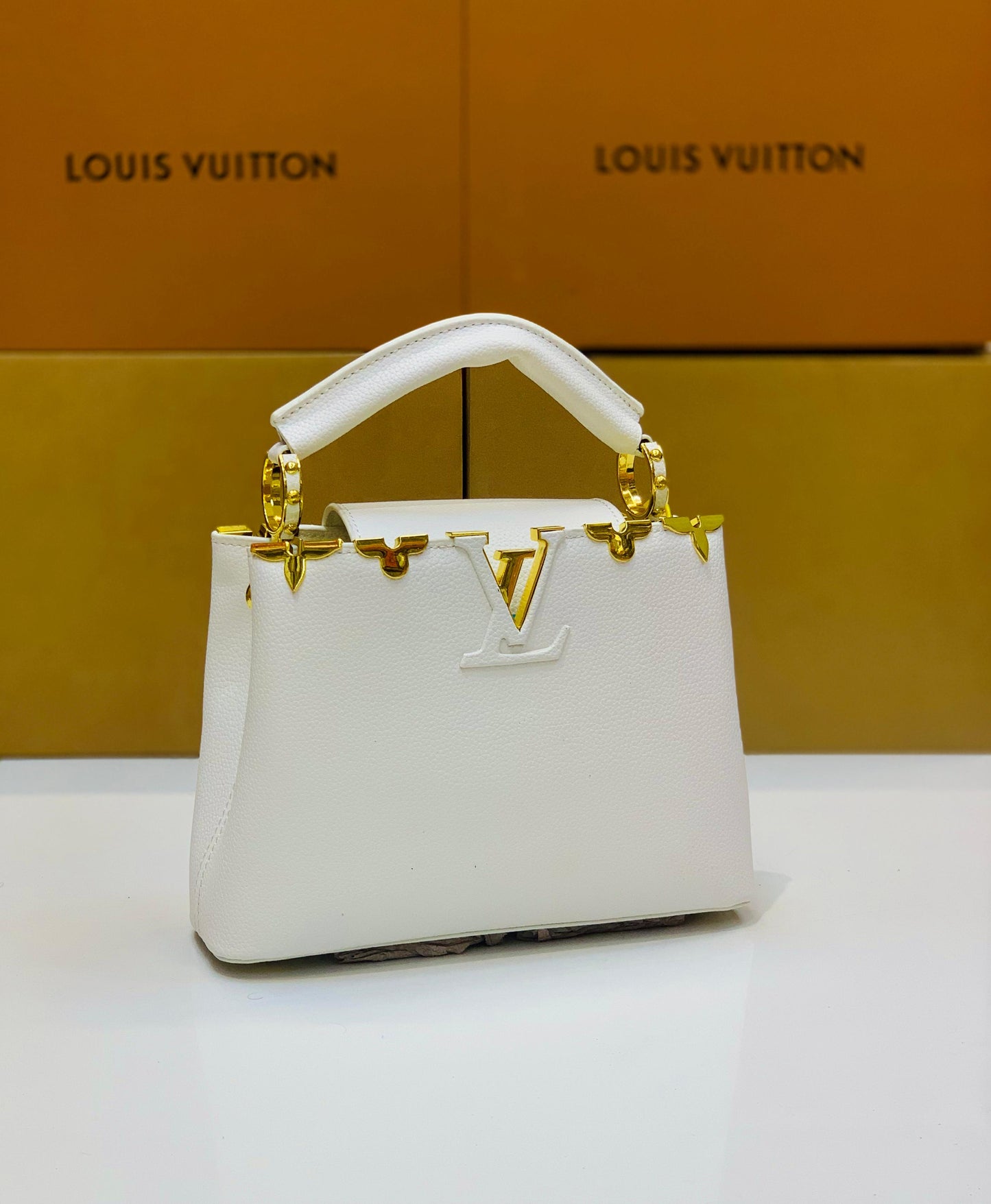 LOUIS VUITTON Cappuccino small